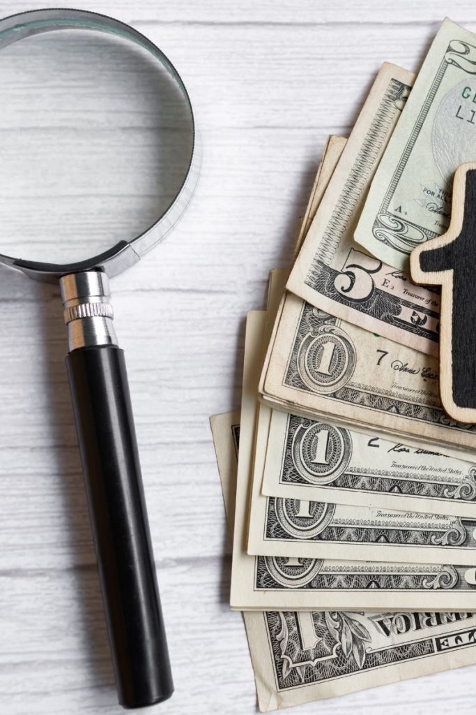 For midlife women running service-based businesses, these 5 QuickBooks mistakes drain clarity, confidence, and growth. Learn how to avoid them and take back control. Sharply Bookkeeping.