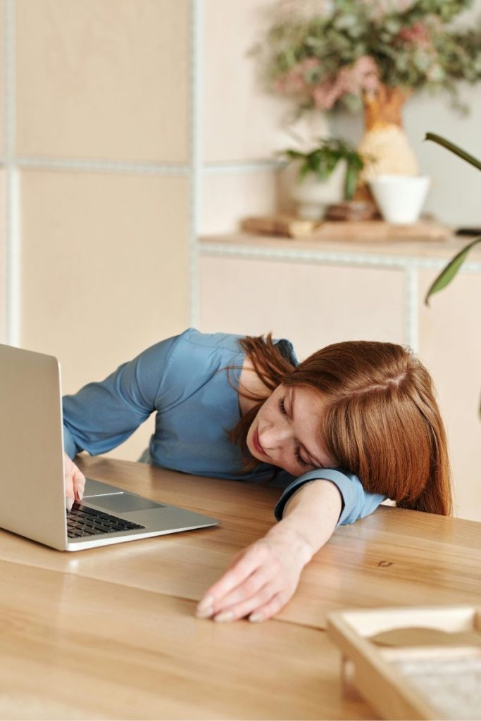 For midlife entrepreneurs, quality sleep impacts hormones, energy, and the clarity to run a business without burnout.