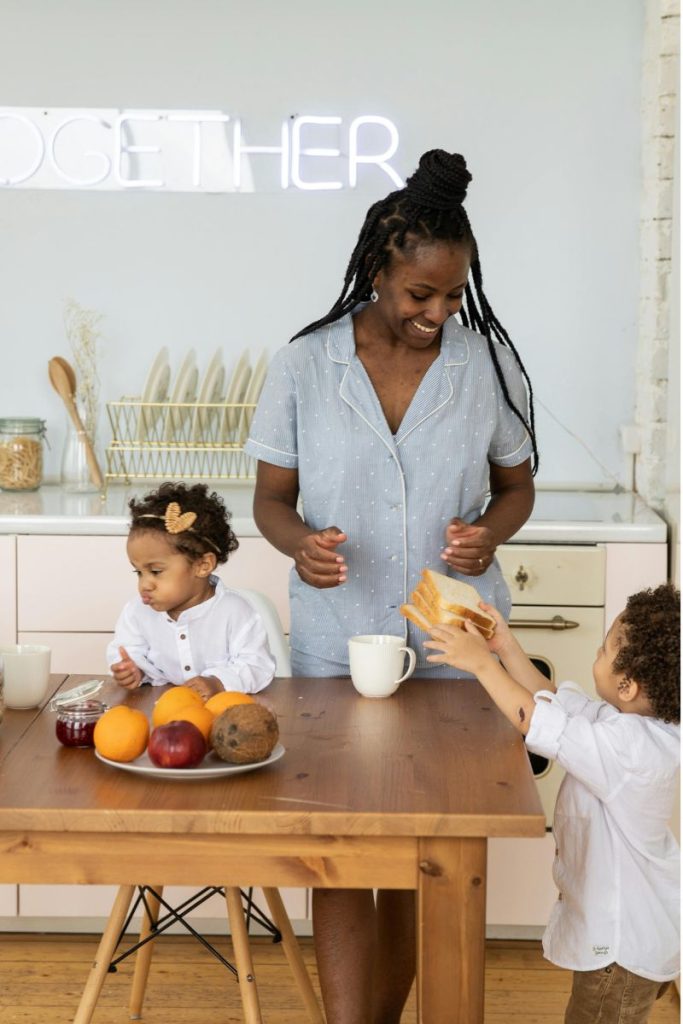 Homeschool science. Health science medication safety with pharmacist Dr. Jenn Dobert.